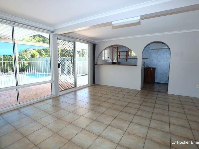 15 Roseanne Road, Emerald QLD 4720