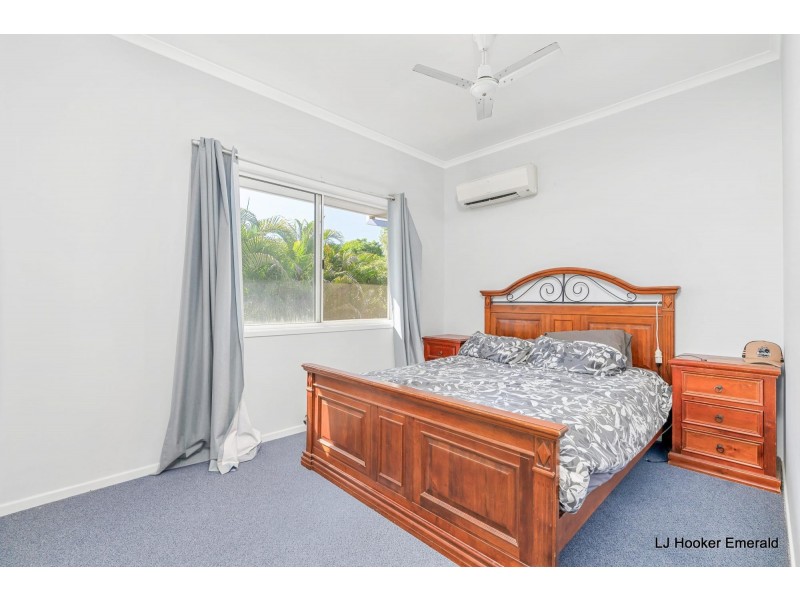 31 Alamein Dr, Emerald QLD 4720