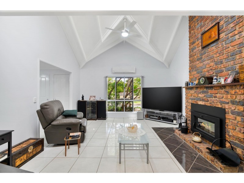 5 Quinn Street, Emerald QLD 4720