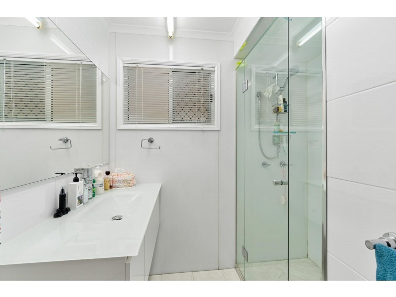 5 Quinn Street, Emerald QLD 4720