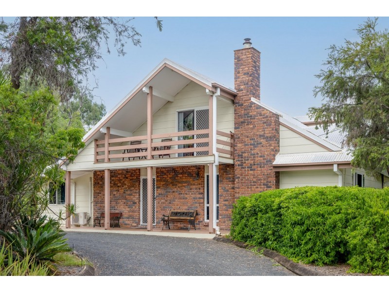 5 Quinn Street, Emerald QLD 4720