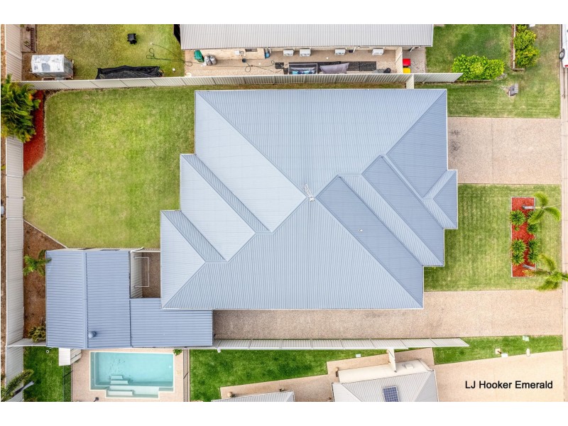 22 Wright Street, Emerald QLD 4720