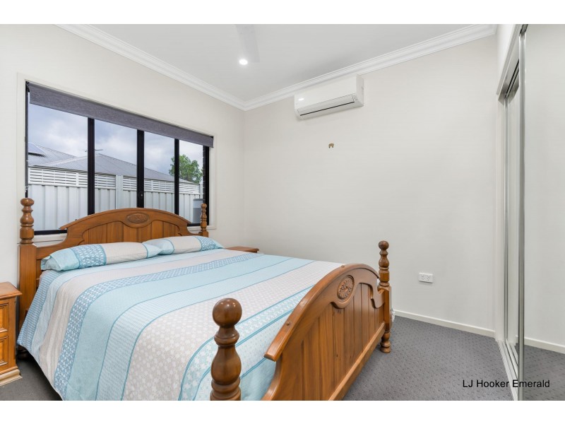 22 Wright Street, Emerald QLD 4720