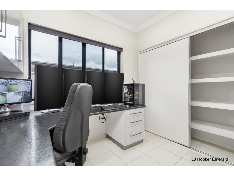 22 Wright Street, Emerald QLD 4720