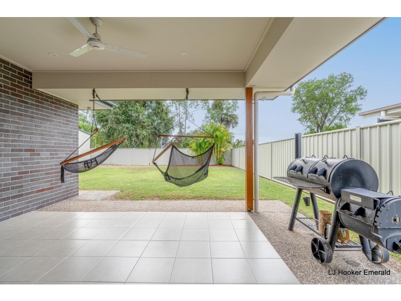 22 Wright Street, Emerald QLD 4720