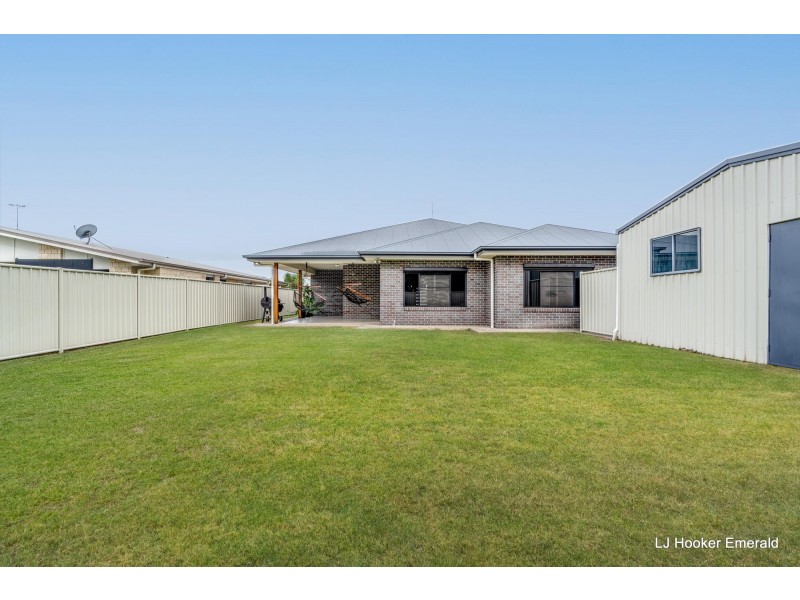 22 Wright Street, Emerald QLD 4720