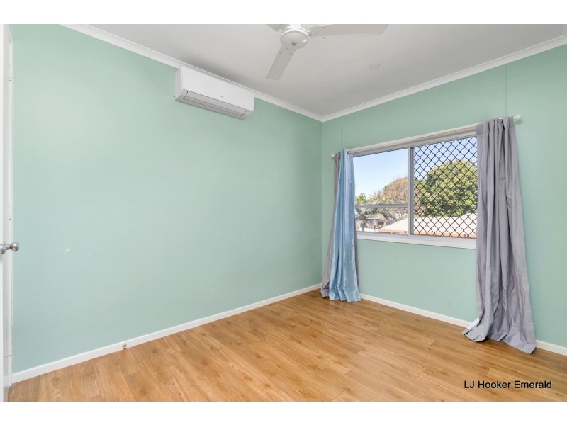 18 Saffola Place, Emerald QLD 4720