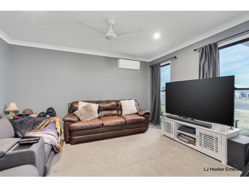 3 Vale Street, Emerald QLD 4720