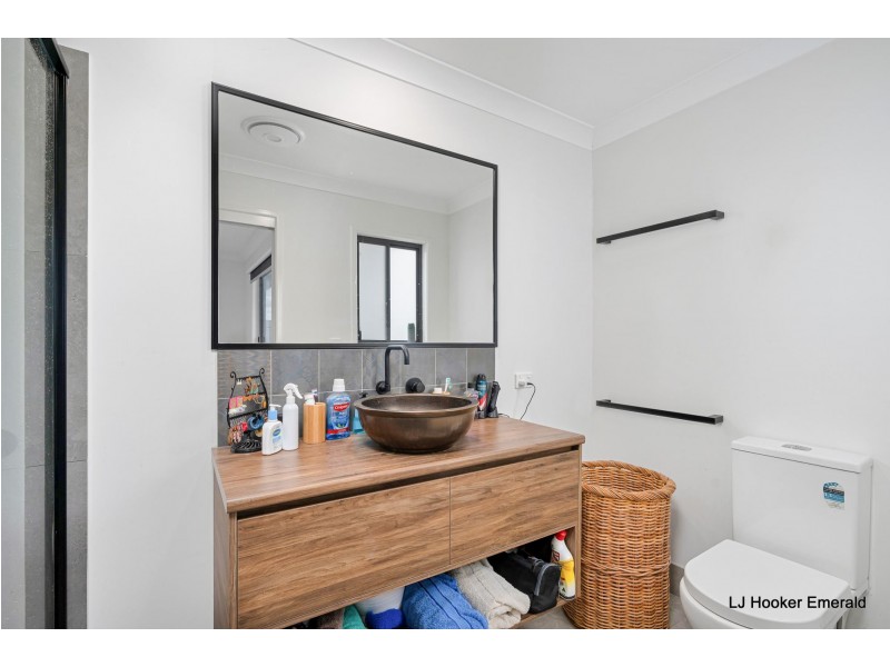 3 Vale Street, Emerald QLD 4720
