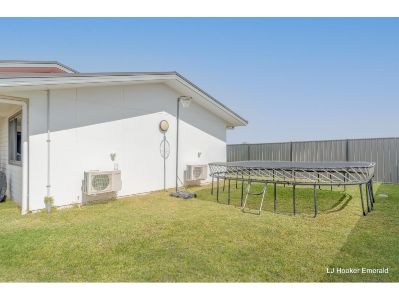 3 Vale Street, Emerald QLD 4720