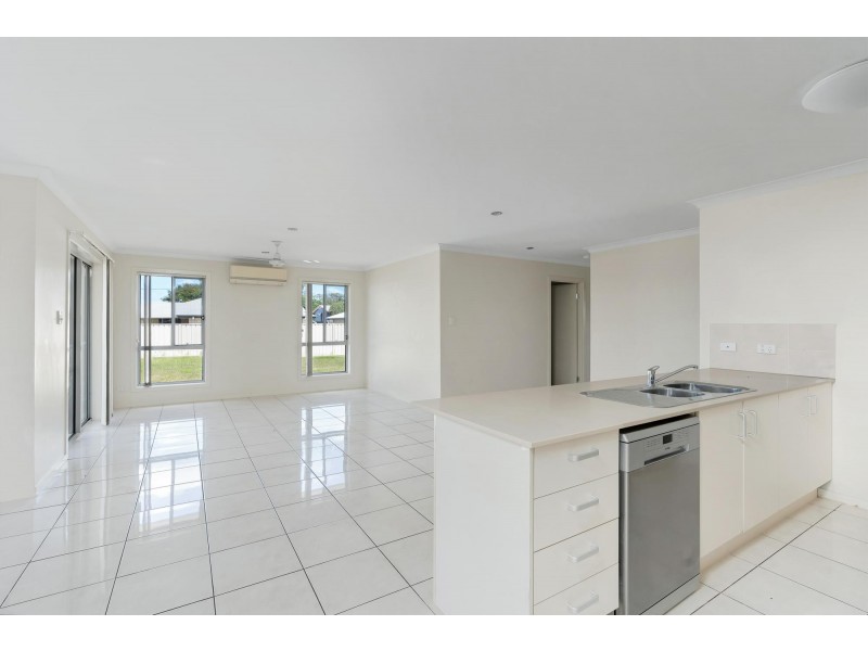 28 Jade Street, Emerald QLD 4720