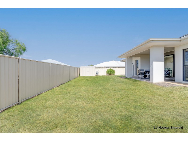 14 Flemington Road, Emerald QLD 4720