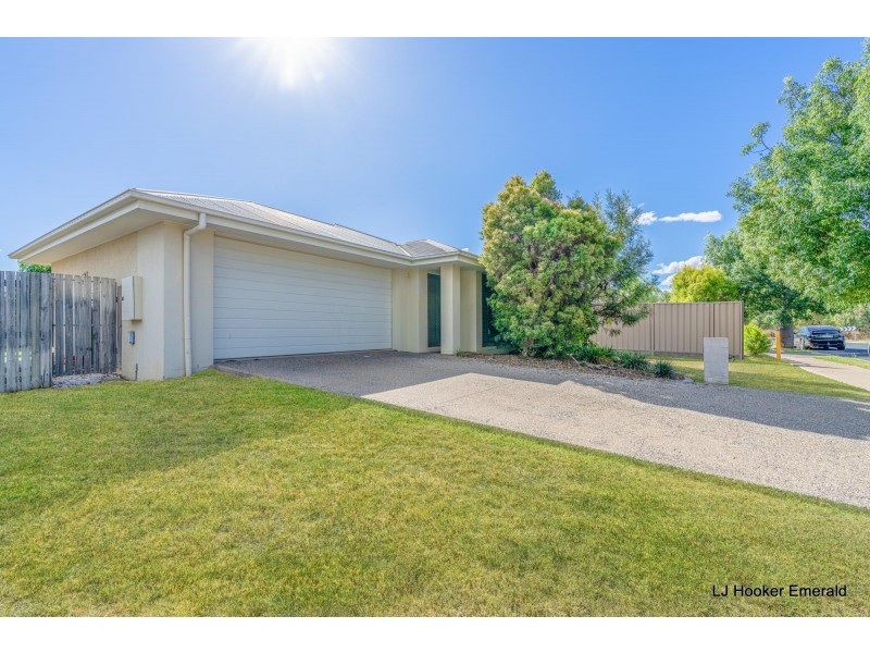 20 Amber Street, Emerald QLD 4720