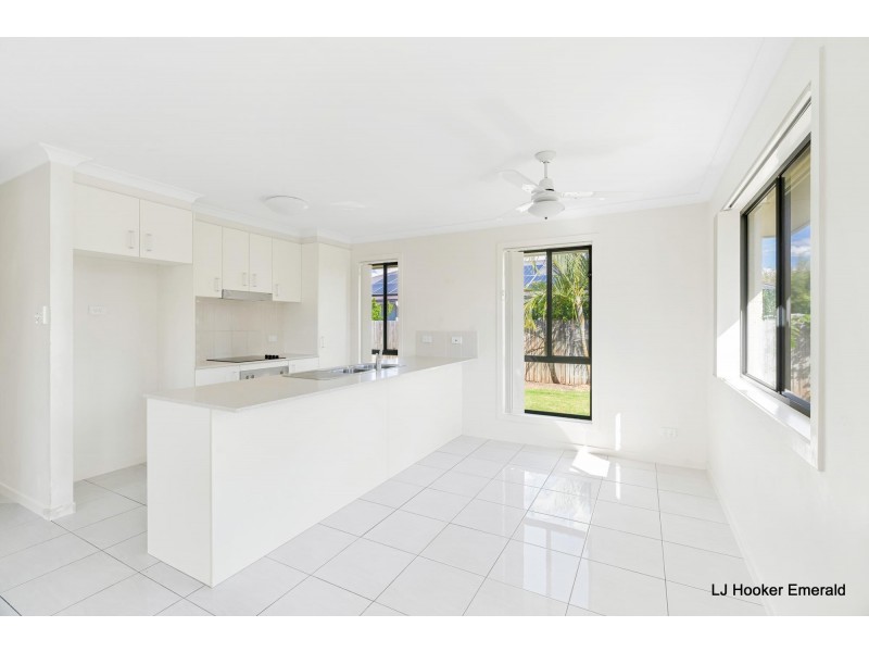 20 Amber Street, Emerald QLD 4720