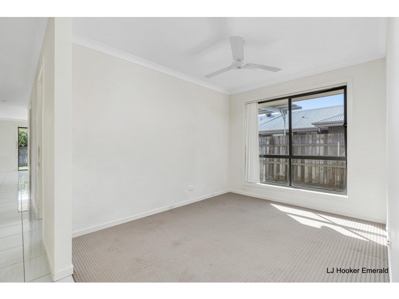 20 Amber Street, Emerald QLD 4720