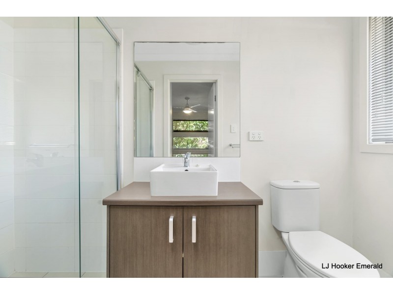 20 Amber Street, Emerald QLD 4720