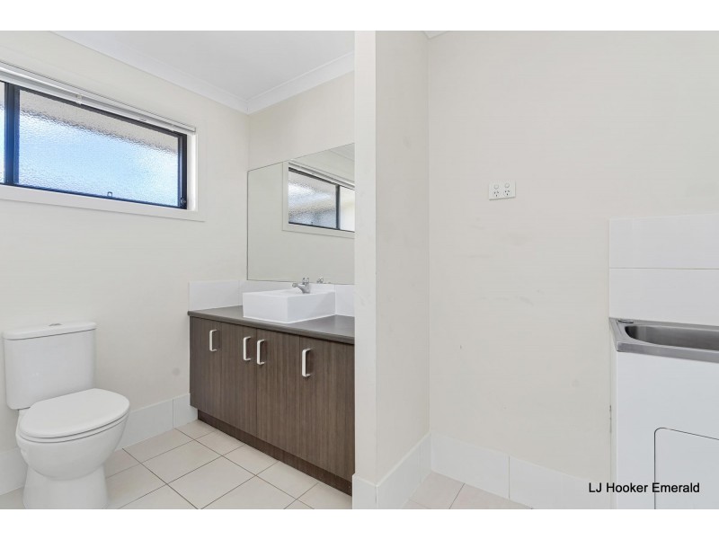 20 Amber Street, Emerald QLD 4720