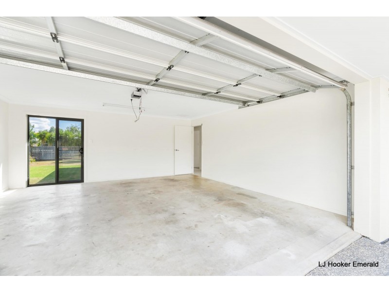 20 Amber Street, Emerald QLD 4720