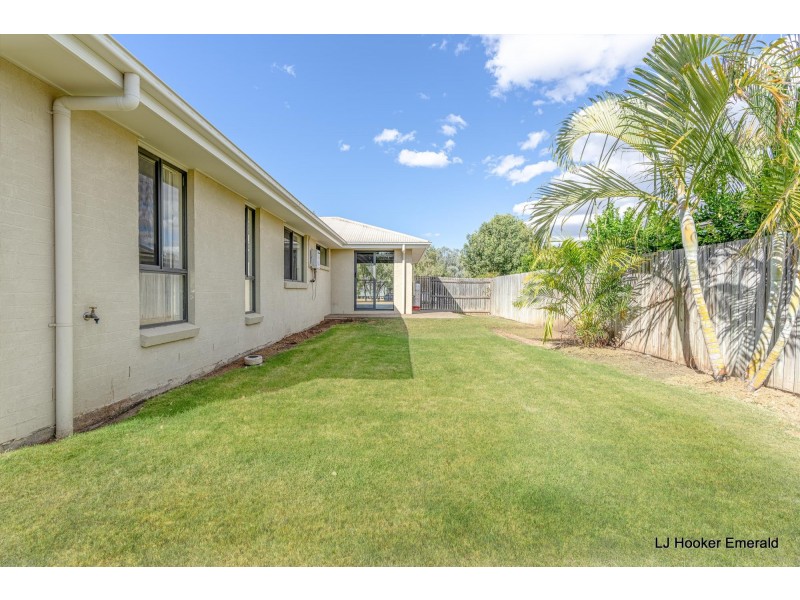 20 Amber Street, Emerald QLD 4720