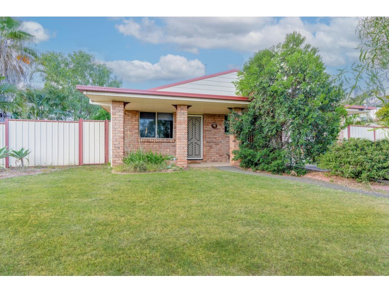 9 Cowan Crescent,, Emerald QLD 4720