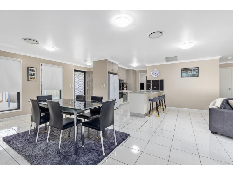 144 Opal Street, Emerald QLD 4720