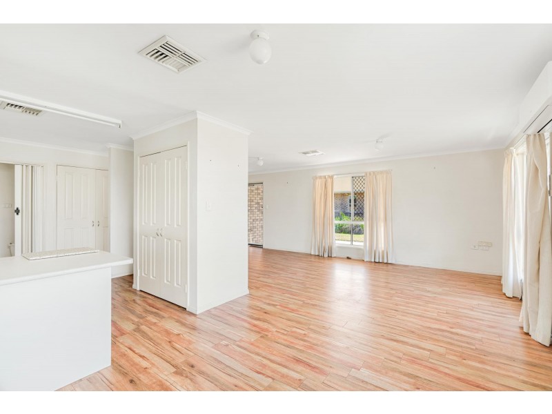 11 Cardinal Street, Emerald QLD 4720