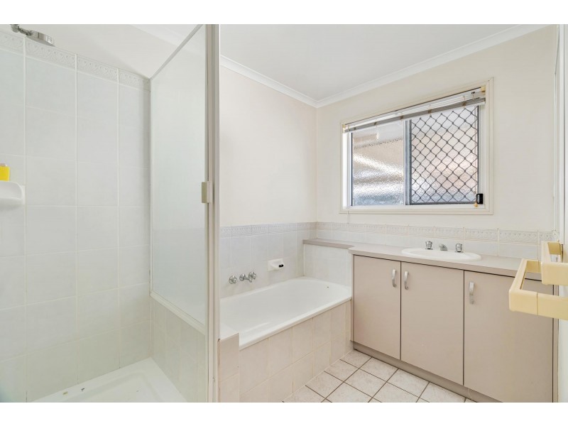 11 Cardinal Street, Emerald QLD 4720