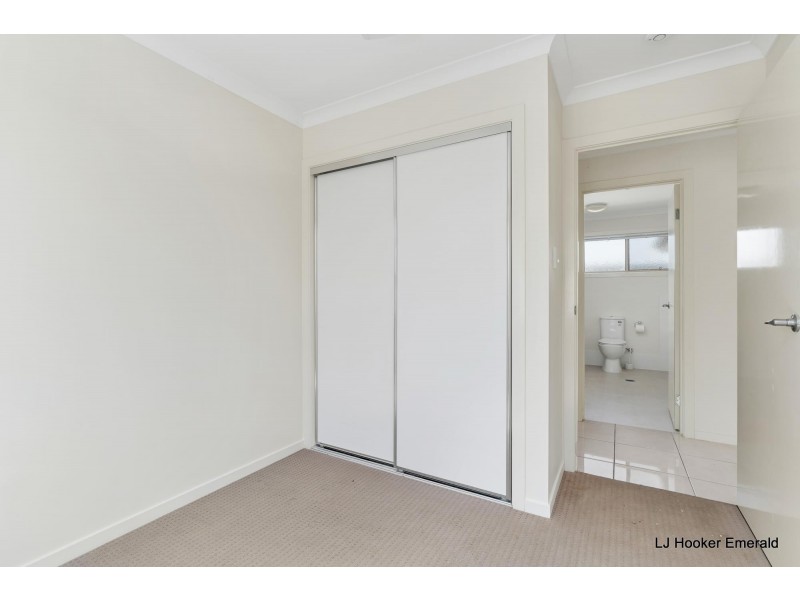 7 Onyx Street, Emerald QLD 4720