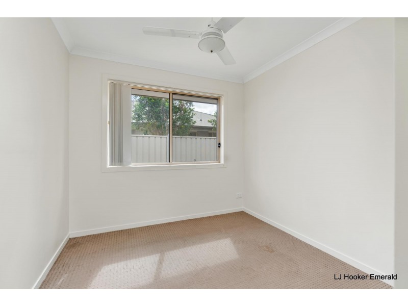 7 Onyx Street, Emerald QLD 4720