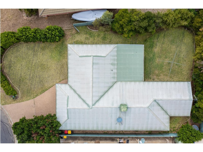 21 Statesmans Drive, Emerald QLD 4720