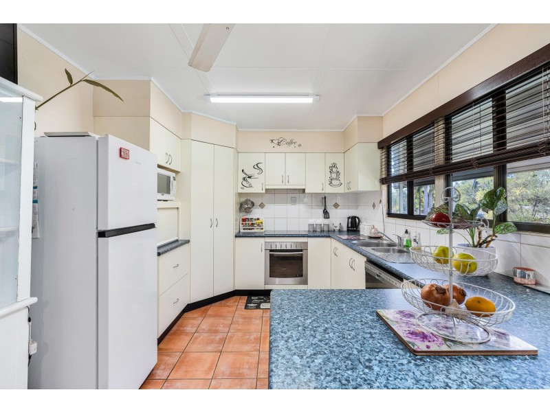 58 Baker Street, Emerald QLD 4720