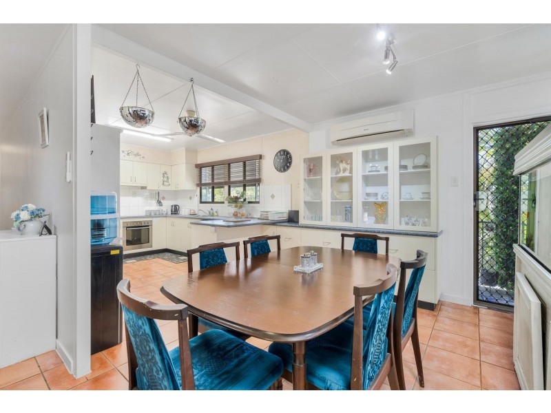 58 Baker Street, Emerald QLD 4720