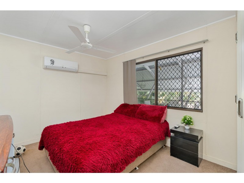 58 Baker Street, Emerald QLD 4720