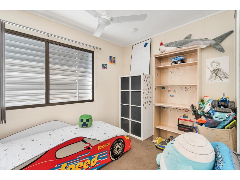 58 Baker Street, Emerald QLD 4720