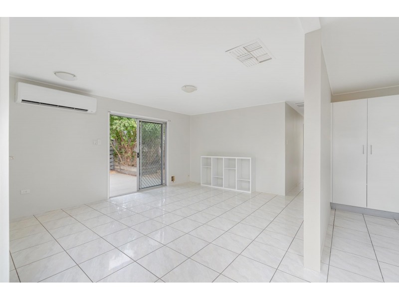 15 Sapphire Ave, Emerald QLD 4720