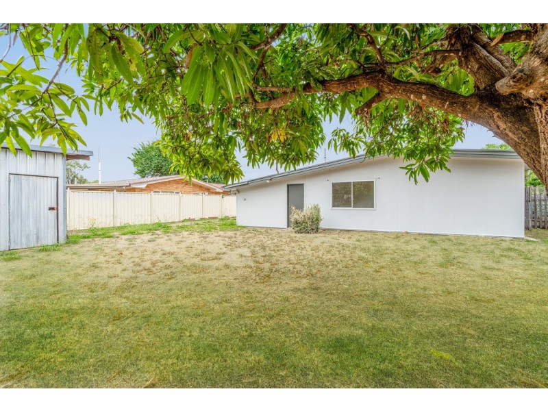 15 Sapphire Ave, Emerald QLD 4720