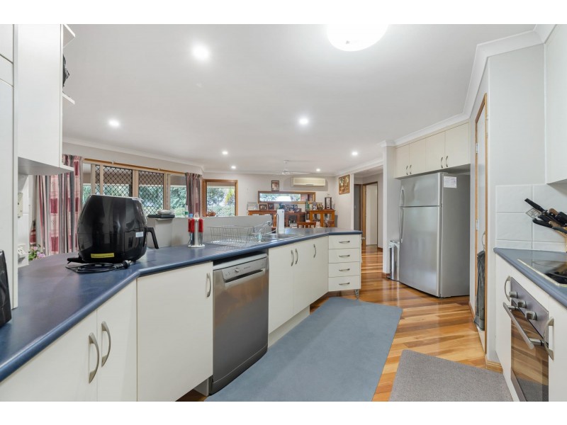 7 Edgewood Drive, Emerald QLD 4720