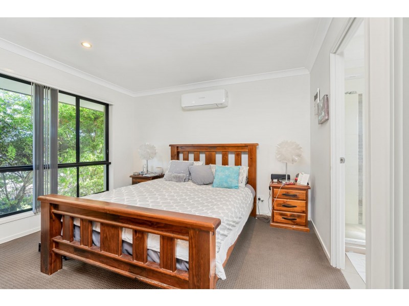 27 Thornton Street, Emerald QLD 4720