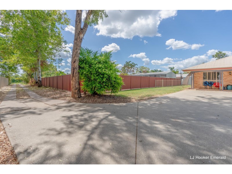132B Opal St, Emerald QLD 4720