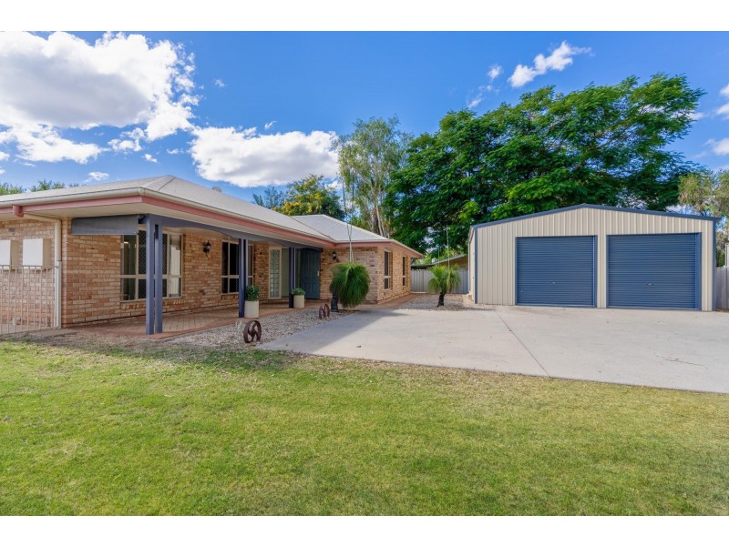 132B Opal St, Emerald QLD 4720