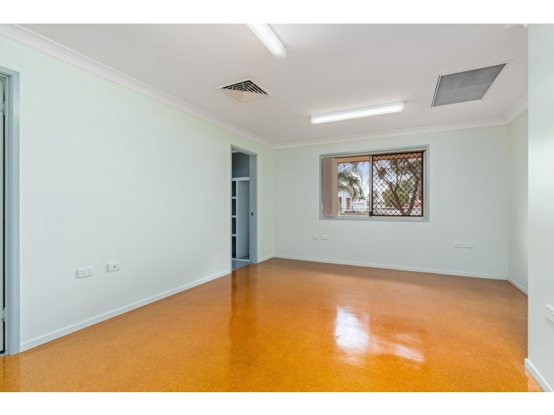 132B Opal St, Emerald QLD 4720