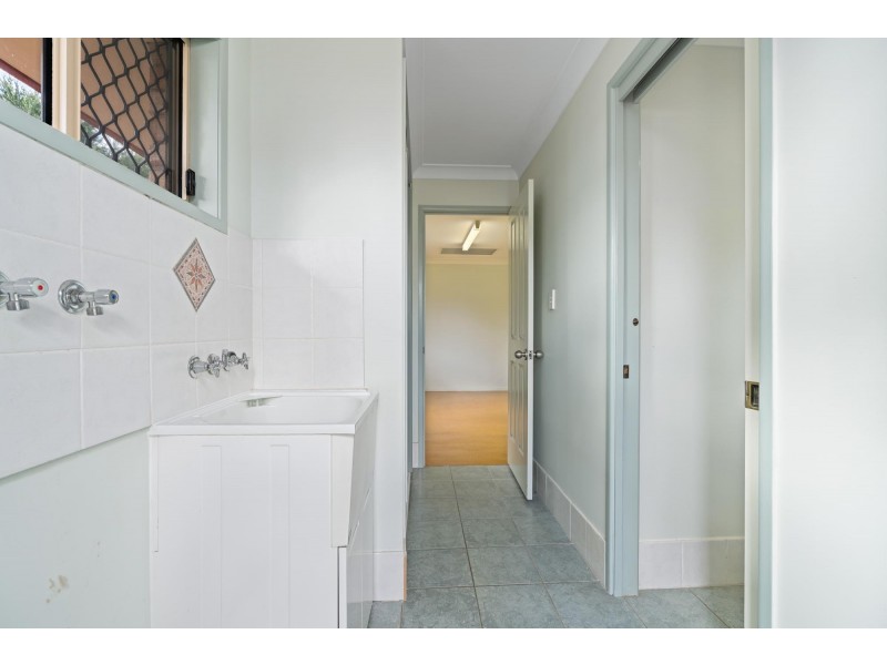 132B Opal St, Emerald QLD 4720