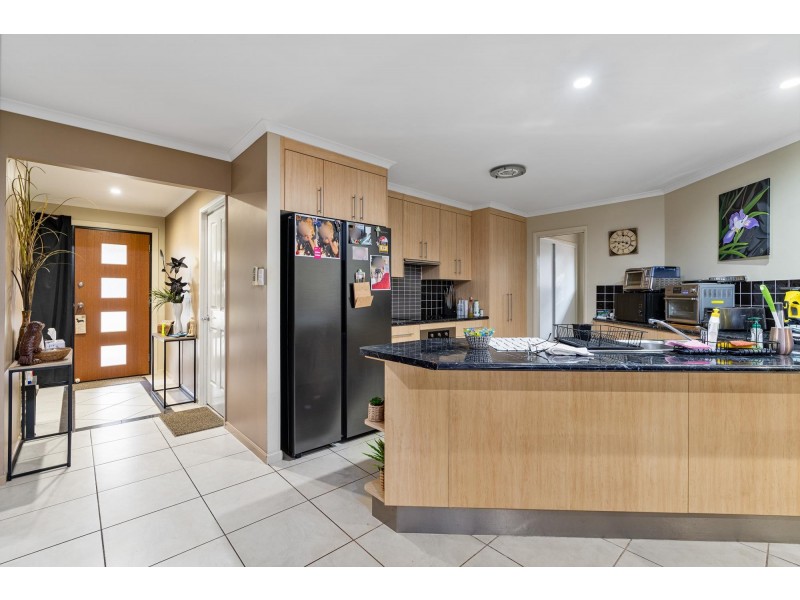 20 Pressler Road, Emerald QLD 4720