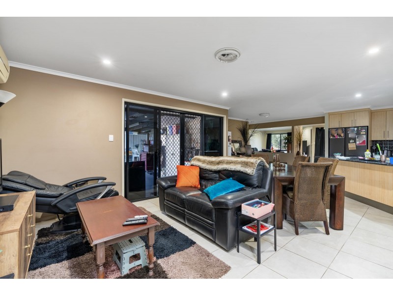 20 Pressler Road, Emerald QLD 4720