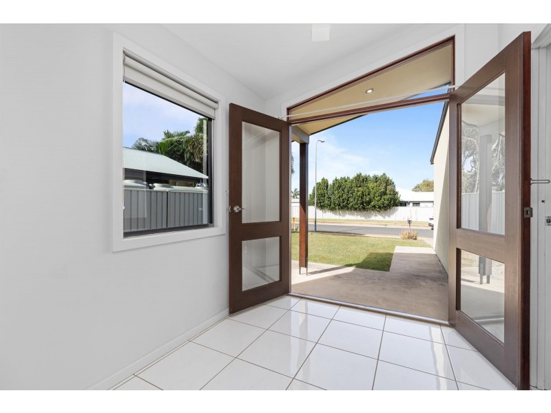 49 Newman Drive, Emerald QLD 4720