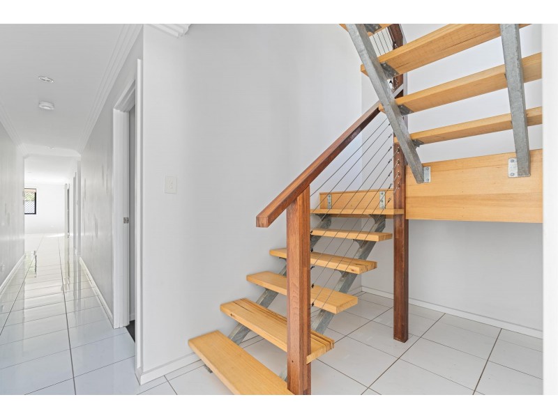 49 Newman Drive, Emerald QLD 4720