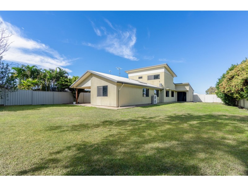 49 Newman Drive, Emerald QLD 4720