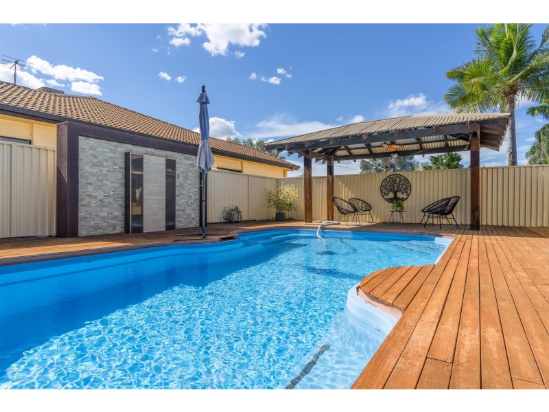 19 Kidd Street, Emerald QLD 4720