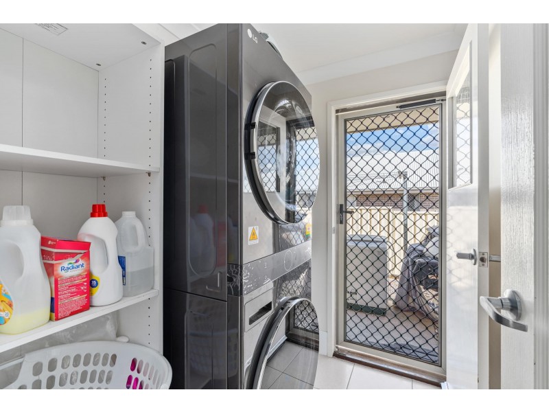 3 Lightening Street, Emerald QLD 4720