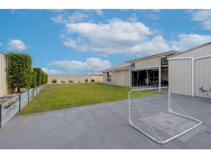 3 Lightening Street, Emerald QLD 4720